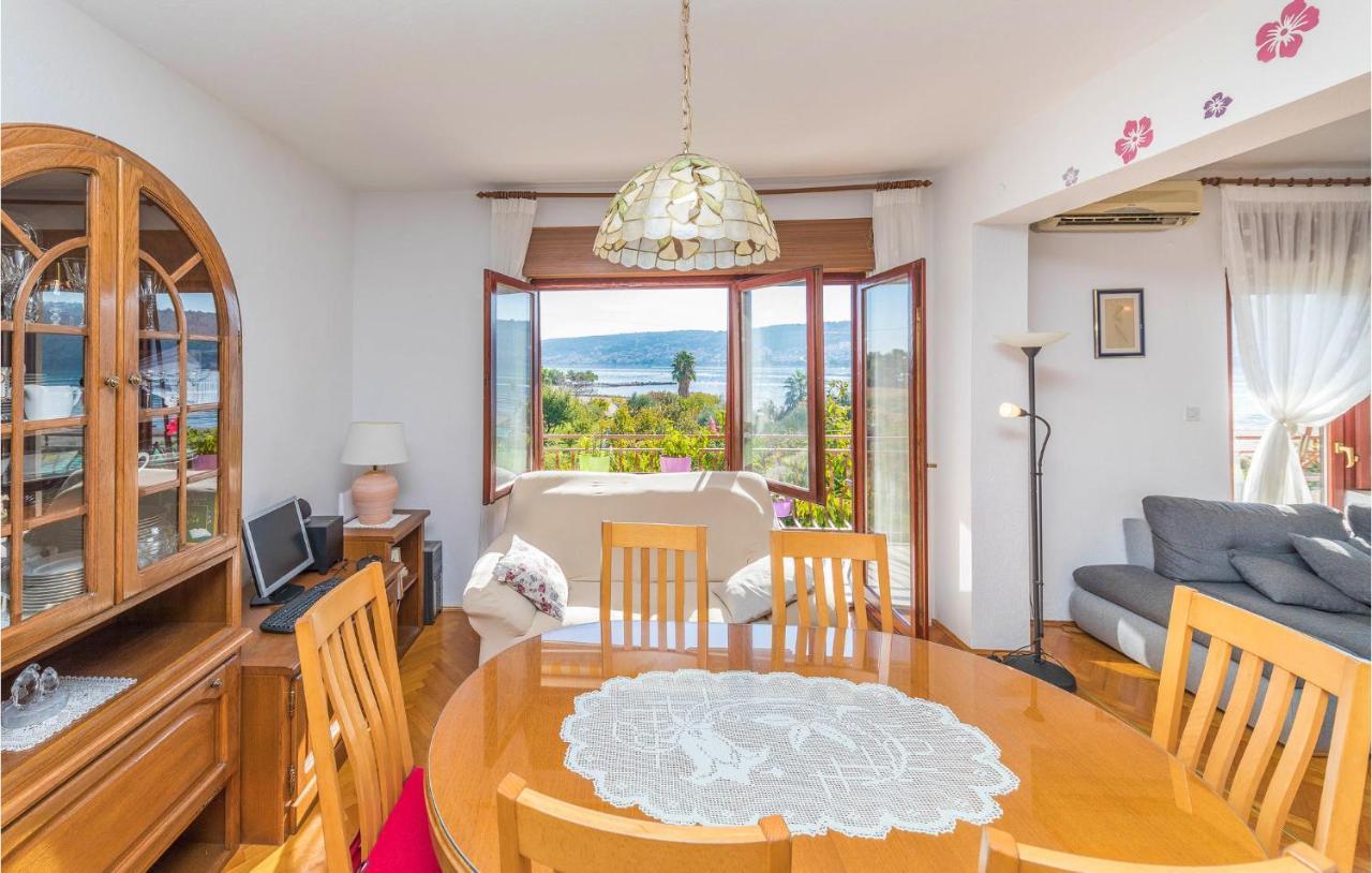 Beautiful Apartment In Trogir With Wifi Exterior foto